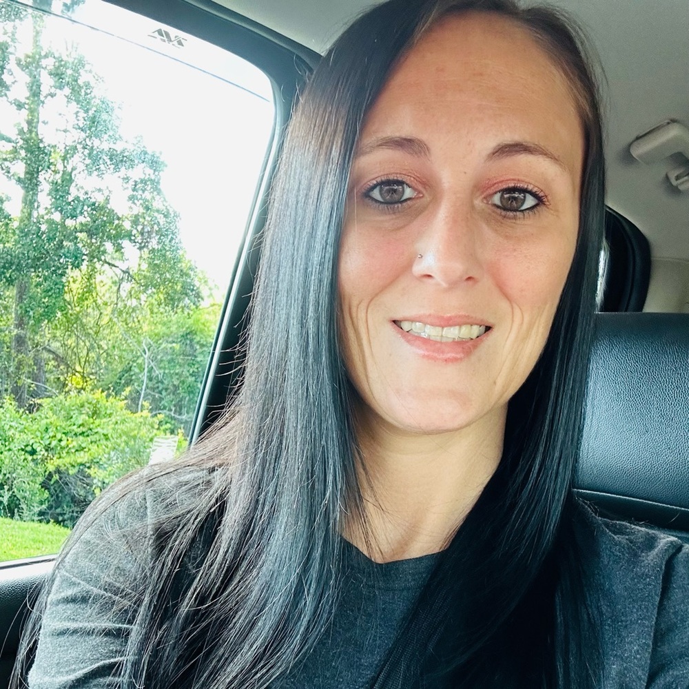 Meet your Posher, Victoria